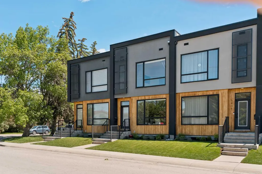 5406 21 Street SW Calgary AB T3E1L1