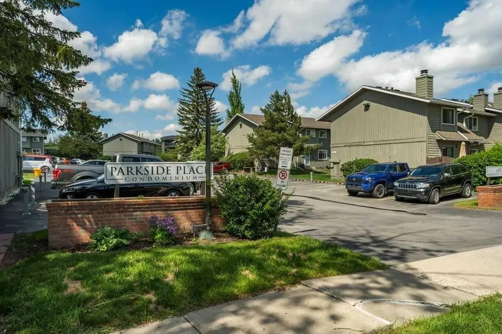 6503 Ranchview Drive NW Calgary AB T3G 1P2