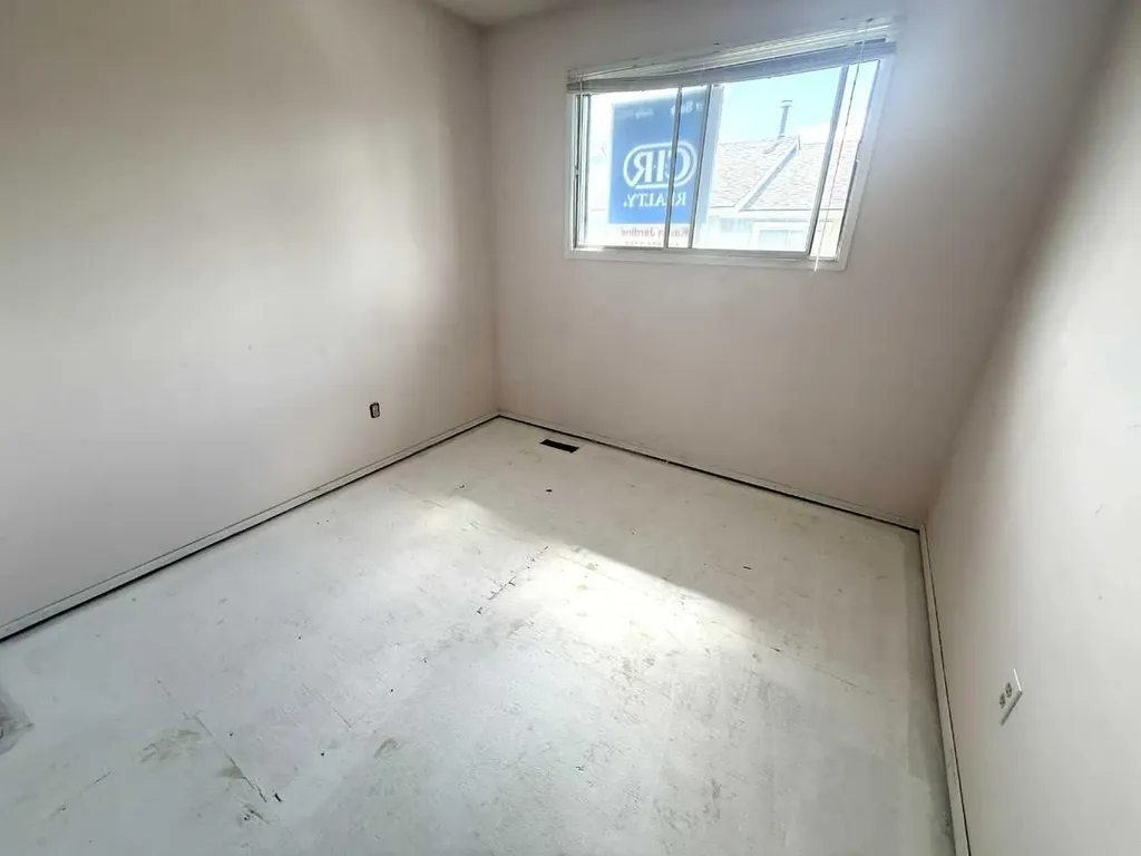6503 Ranchview Drive NW Calgary AB T3G 1P2