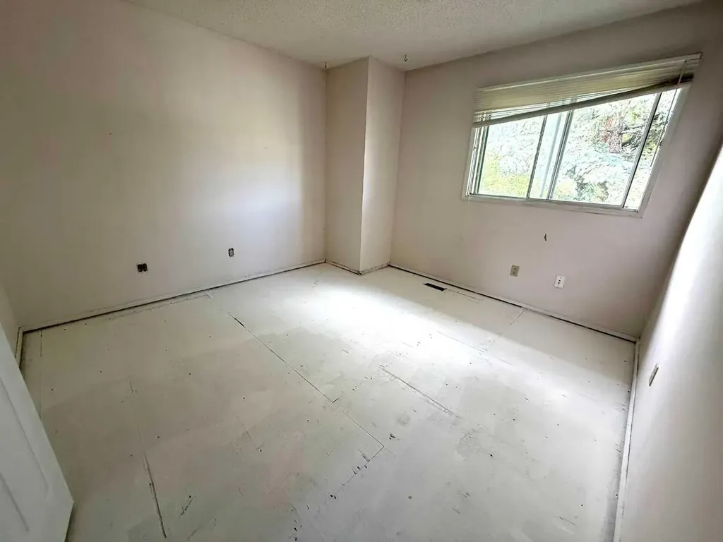6503 Ranchview Drive NW Calgary AB T3G 1P2