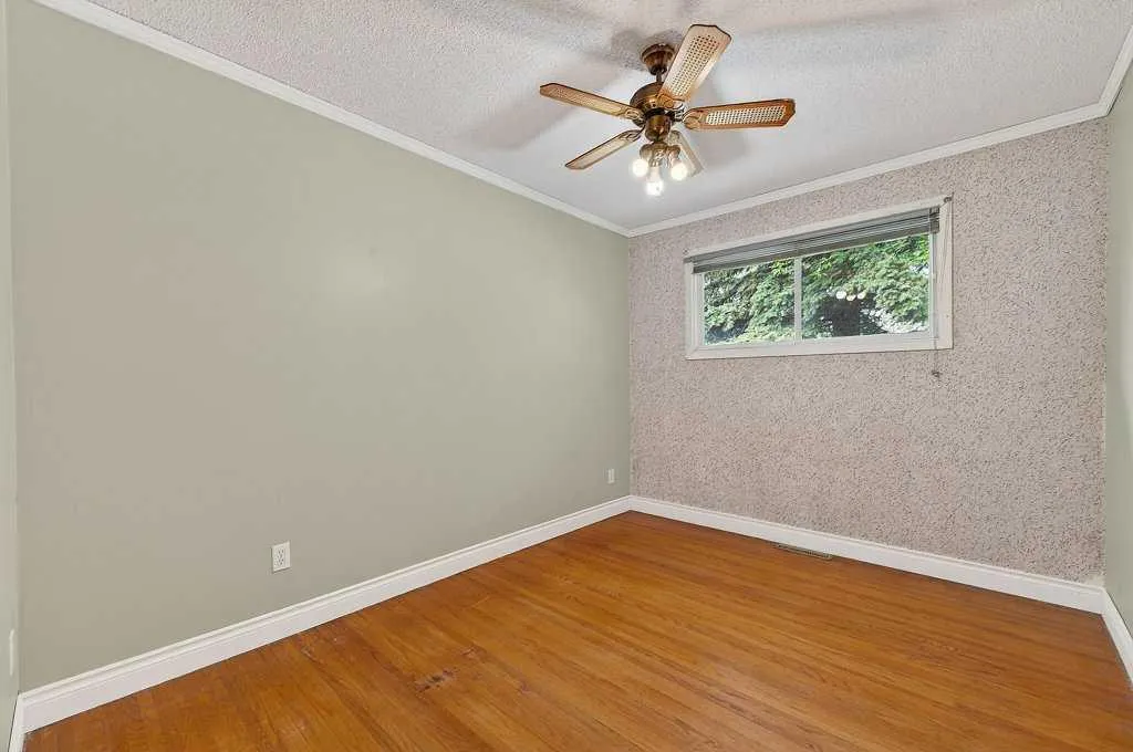 1632 Robson Crescent SE Calgary AB T2A 1Y7