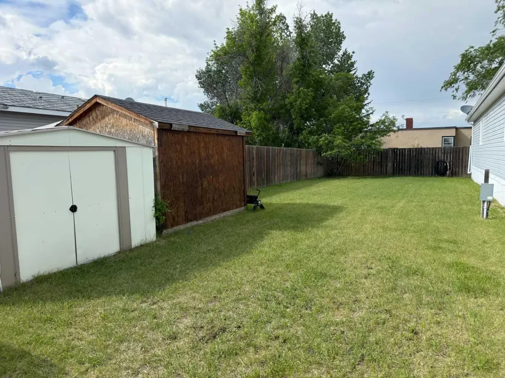300 Railway Avenue Duchess AB T0J 0Z0