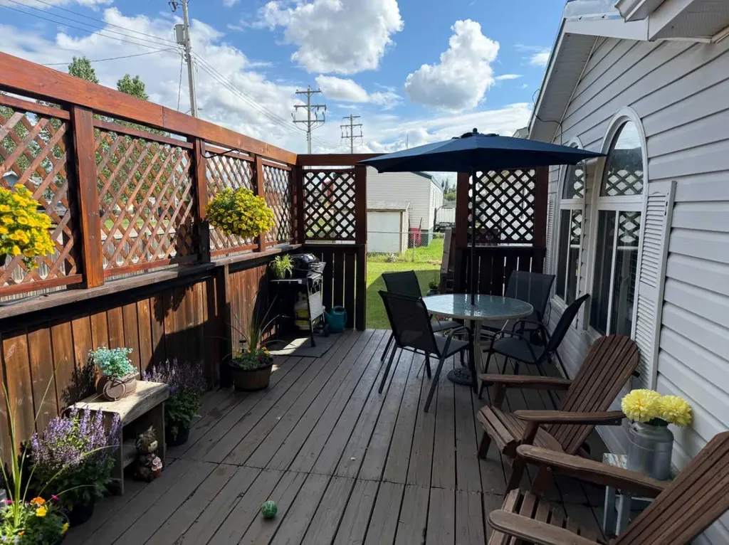 300 Railway Avenue Duchess AB T0J 0Z0