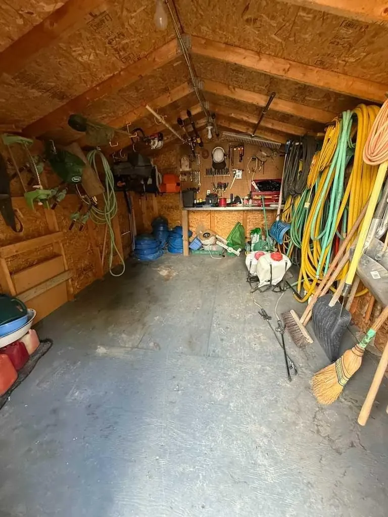 263058 Township Road 252 Rural Wheatland County AB T0J 1Y0