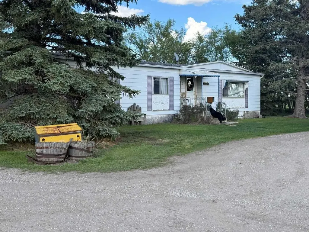 263058 Township Road 252 Rural Wheatland County AB T0J 1Y0
