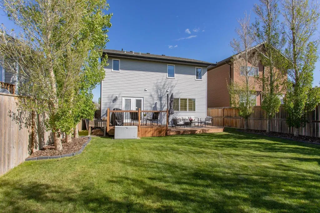 63 Bowman Circle Sylvan Lake AB T4S 0H9