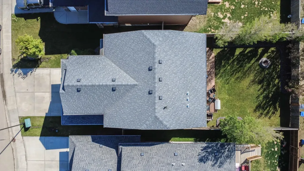 63 Bowman Circle Sylvan Lake AB T4S 0H9