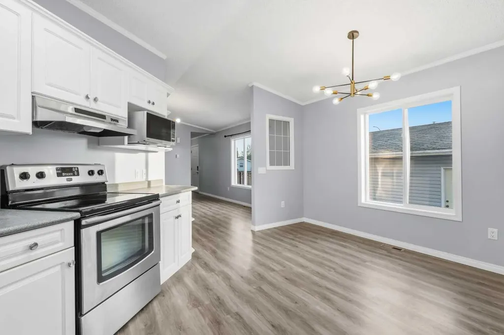 16 Karlzen Court Whitecourt AB T7S 1T7