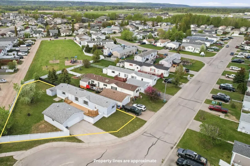 16 Karlzen Court Whitecourt AB T7S 1T7