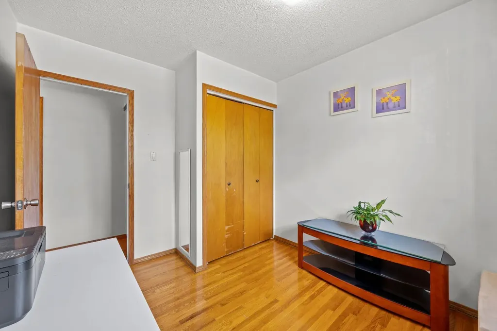 1307 Radisson Drive SE Calgary AB T2A 1Z3