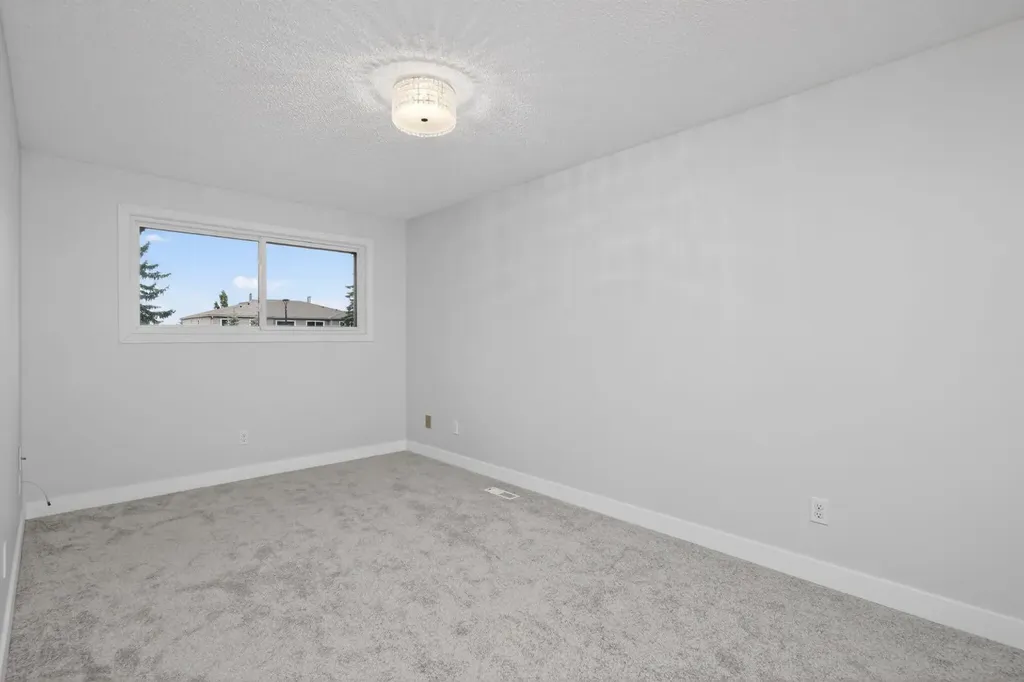 203 Lynnview Road SE Calgary AB T2C2C6