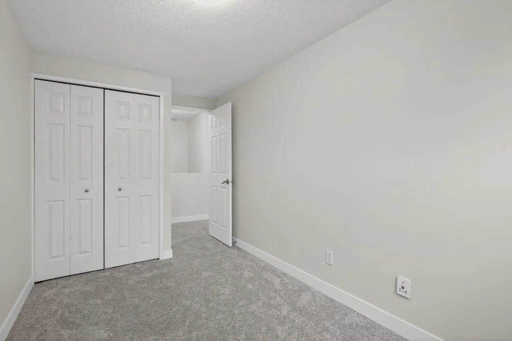 203 Lynnview Road SE Calgary AB T2C2C6