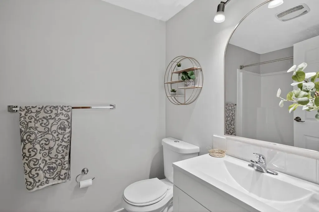 203 Lynnview Road SE Calgary AB T2C2C6