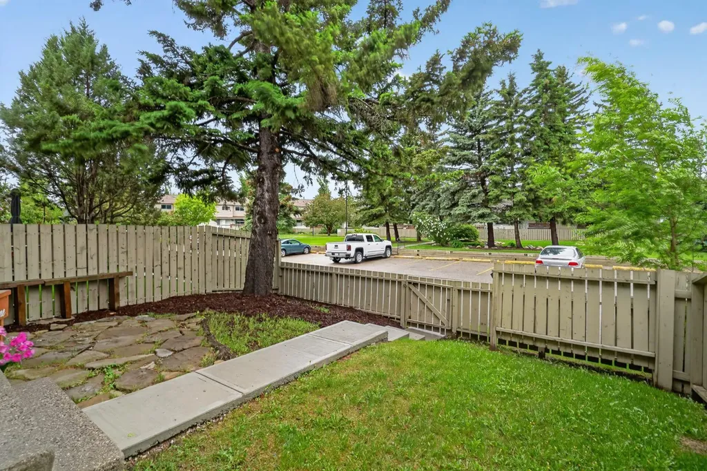 203 Lynnview Road SE Calgary AB T2C2C6