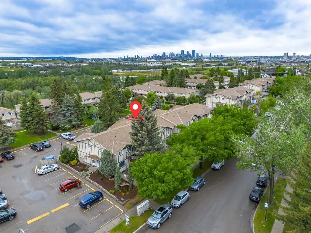 203 Lynnview Road SE Calgary AB T2C2C6