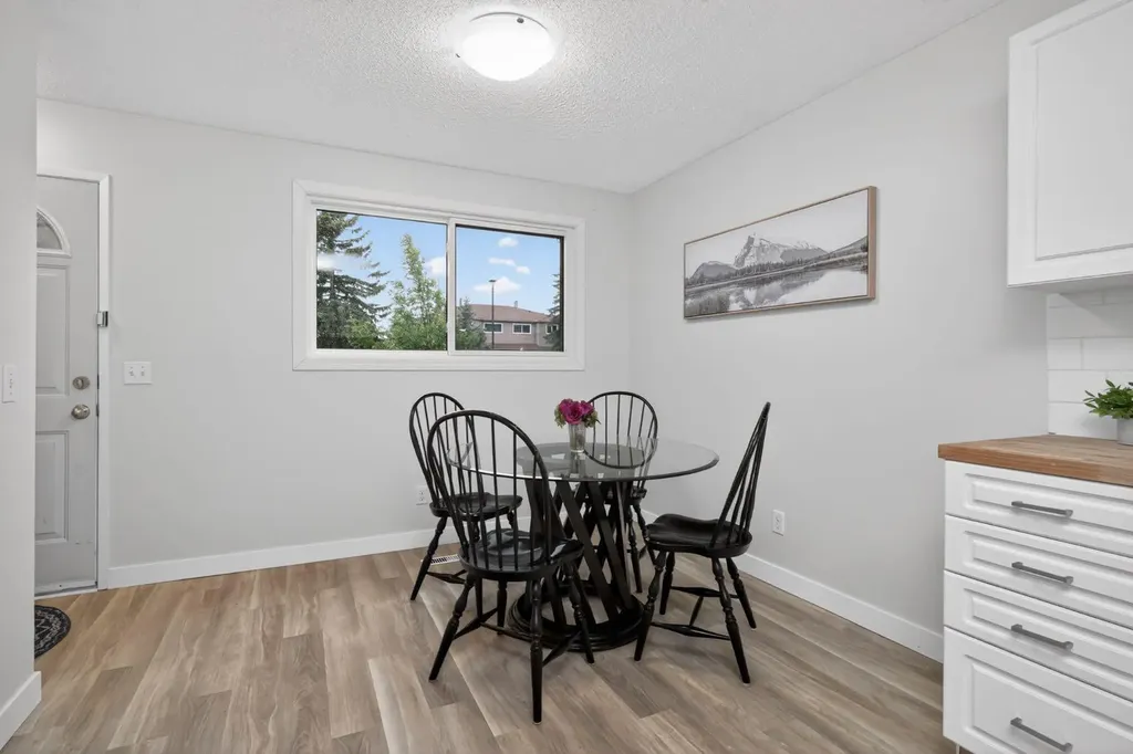 203 Lynnview Road SE Calgary AB T2C2C6