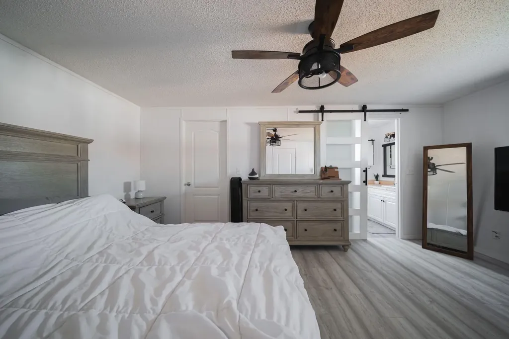 213 Mitchell Drive Fort Mcmurray AB T9K 2N1