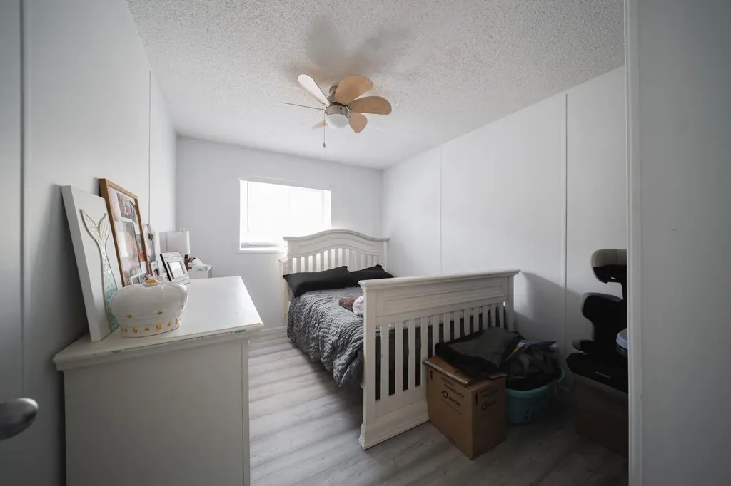 213 Mitchell Drive Fort Mcmurray AB T9K 2N1