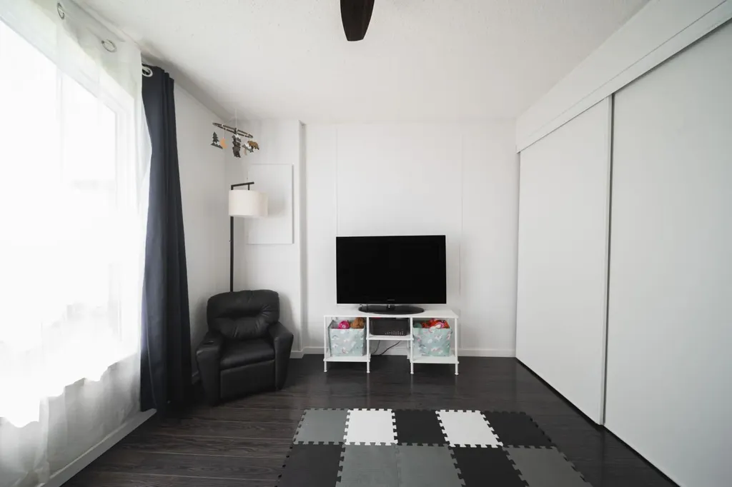 213 Mitchell Drive Fort Mcmurray AB T9K 2N1