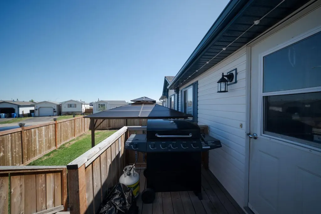 213 Mitchell Drive Fort Mcmurray AB T9K 2N1