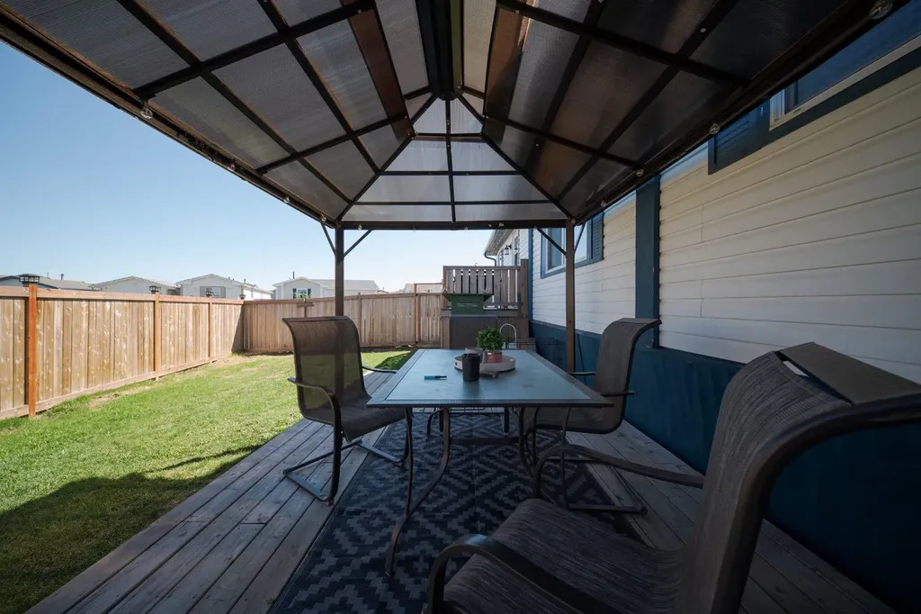 213 Mitchell Drive Fort Mcmurray AB T9K 2N1