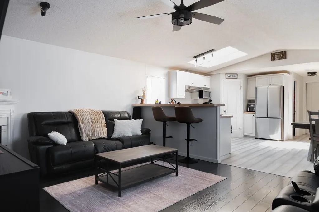 213 Mitchell Drive Fort Mcmurray AB T9K 2N1