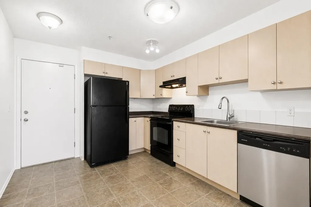 2395 Eversyde Avenue SW Calgary AB T2Y0B5
