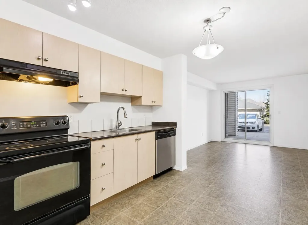 2395 Eversyde Avenue SW Calgary AB T2Y0B5