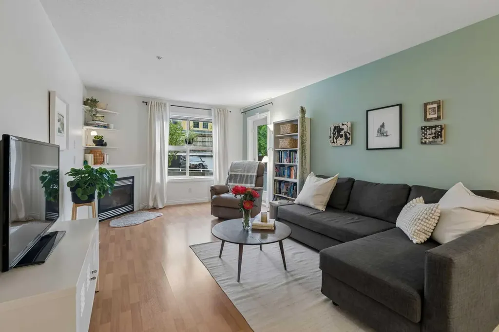 1631 28 Avenue SW Calgary AB T2T 1J5