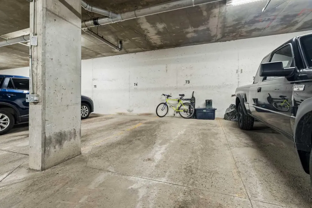 1631 28 Avenue SW Calgary AB T2T 1J5