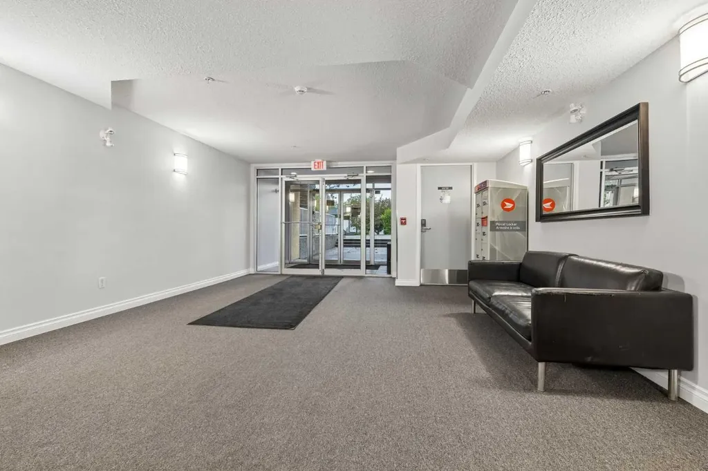 1631 28 Avenue SW Calgary AB T2T 1J5