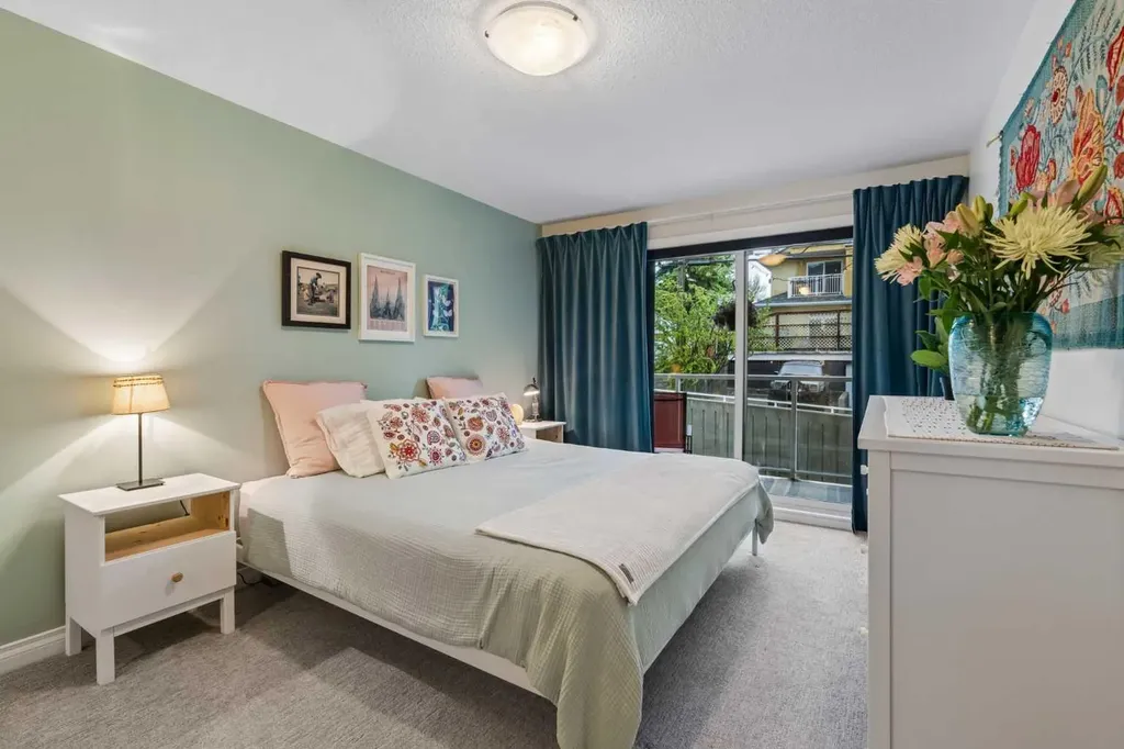 1631 28 Avenue SW Calgary AB T2T 1J5