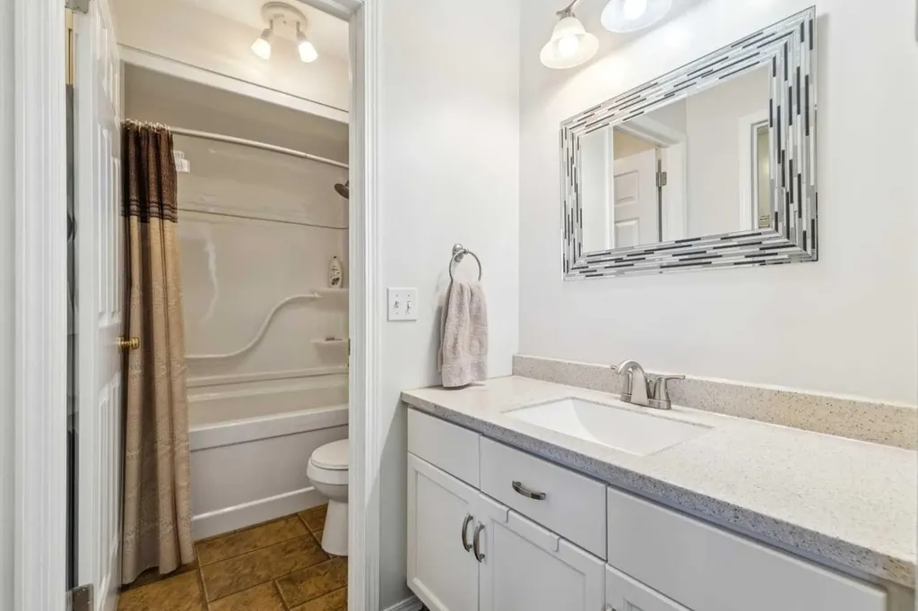 3 Riverwood Court SE Calgary AB T2C4E9