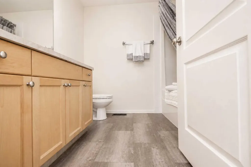 9102 129 Avenue Grande Prairie AB T8X 1R5