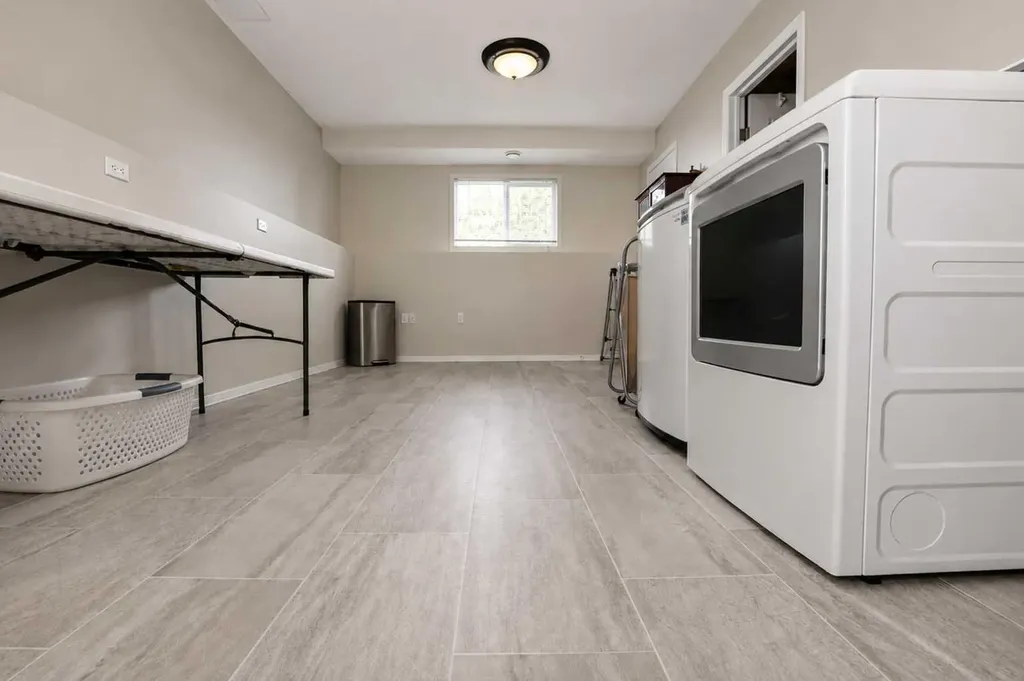 9102 129 Avenue Grande Prairie AB T8X 1R5