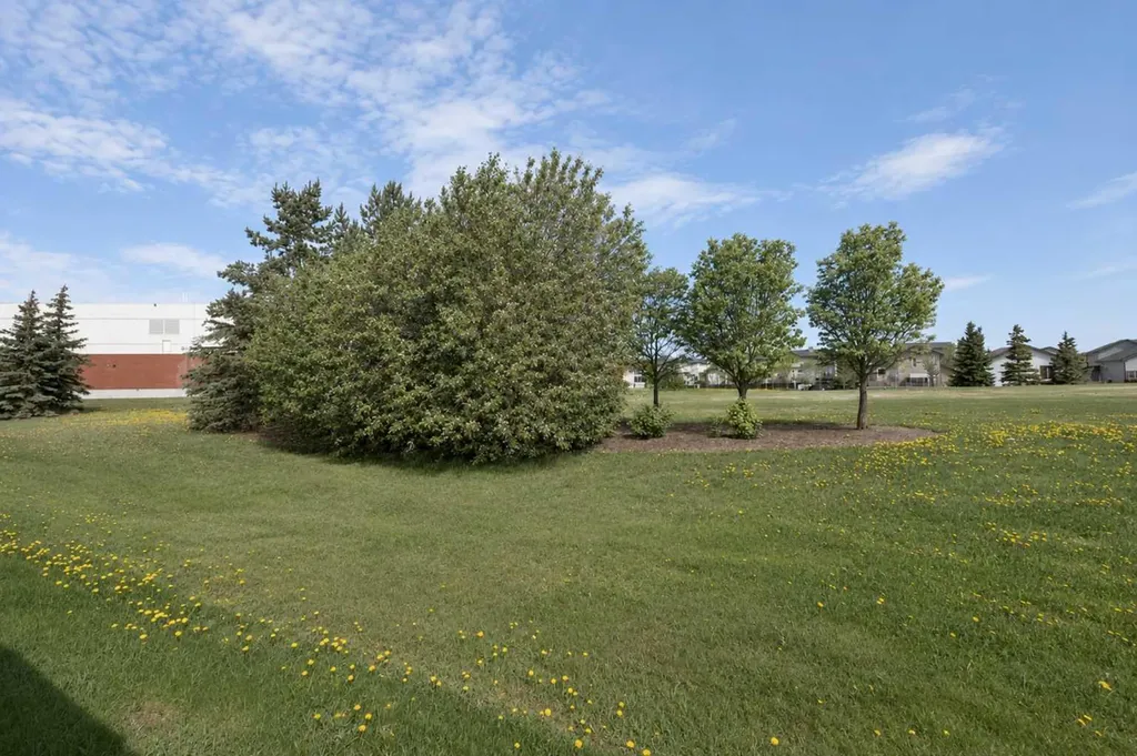 9102 129 Avenue Grande Prairie AB T8X 1R5