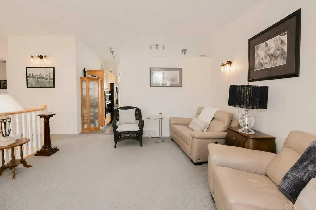 9102 129 Avenue Grande Prairie AB T8X 1R5