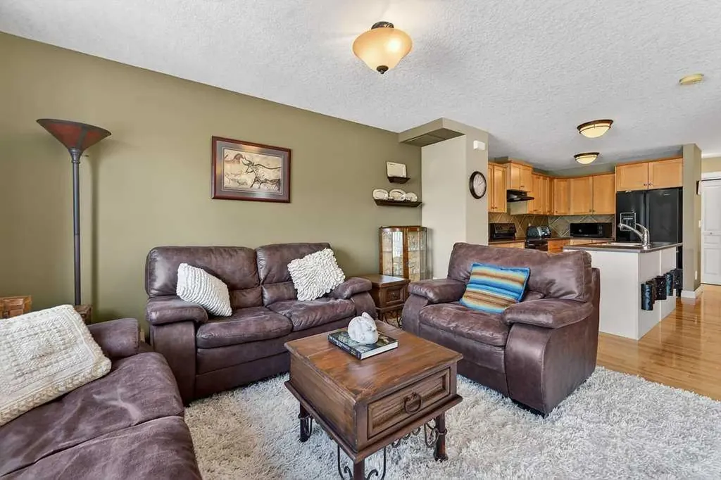 2412 Kensington Road NW Calgary AB T2N3S1