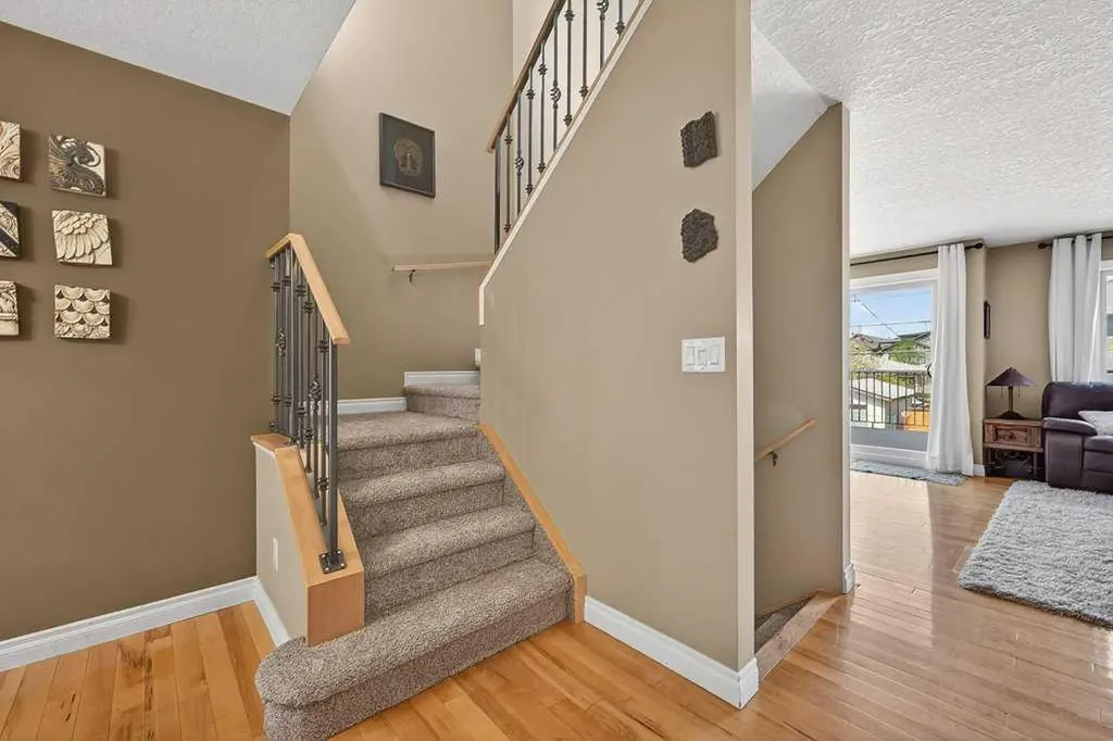 2412 Kensington Road NW Calgary AB T2N3S1