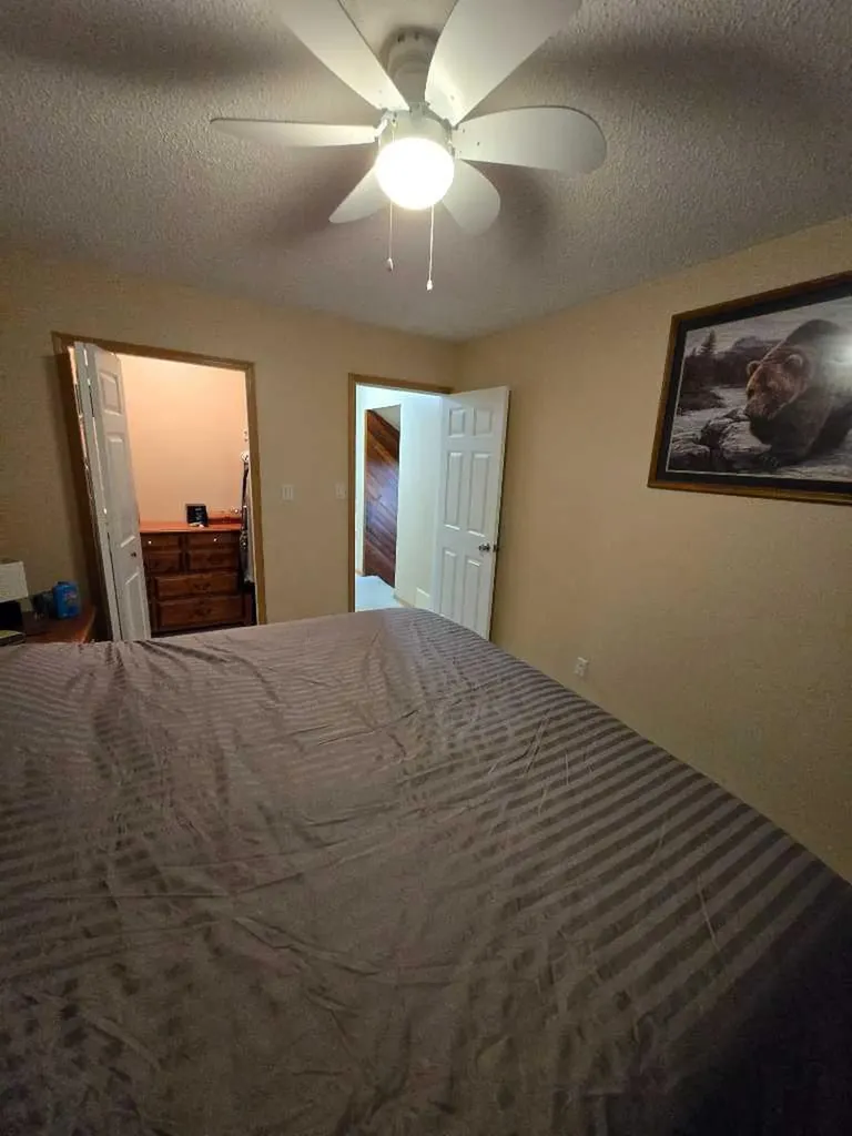 94 Harolds Hollow Whitecourt AB T7S 1C4