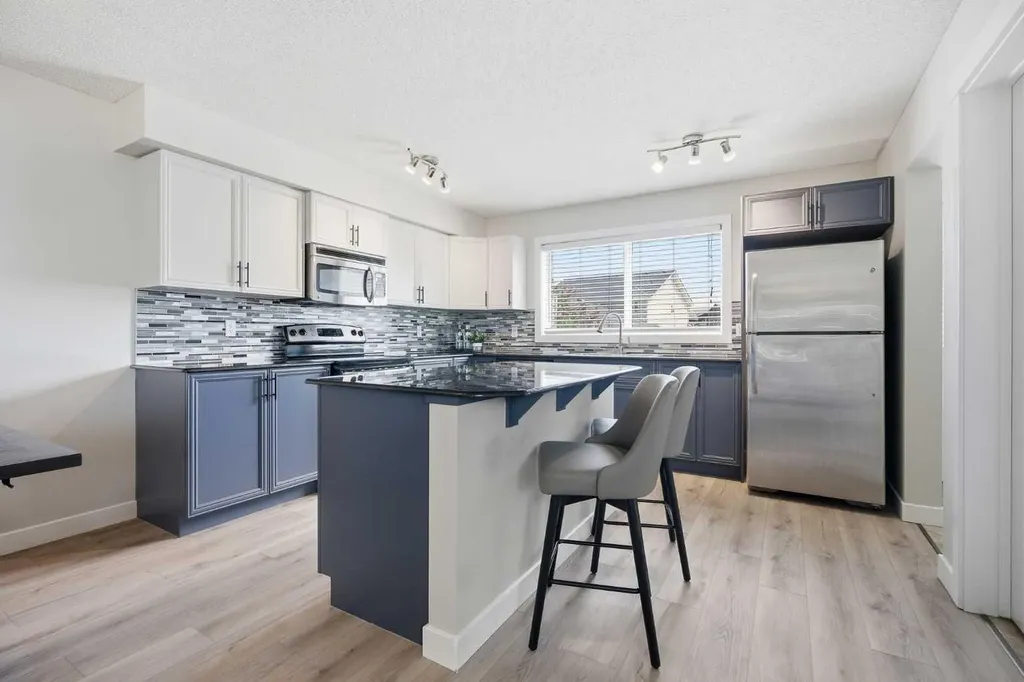 266 Kingsbridge Road SE Airdrie AB T4A 0M4