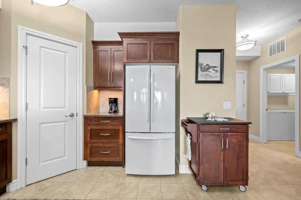 2330 Fish Creek Boulevard SW Calgary AB T2Y0L1
