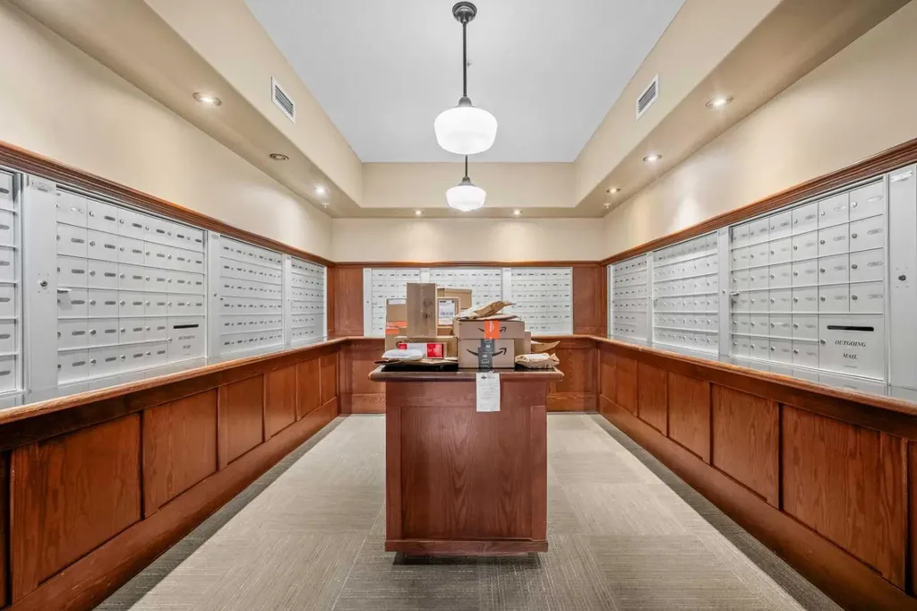 2330 Fish Creek Boulevard SW Calgary AB T2Y0L1
