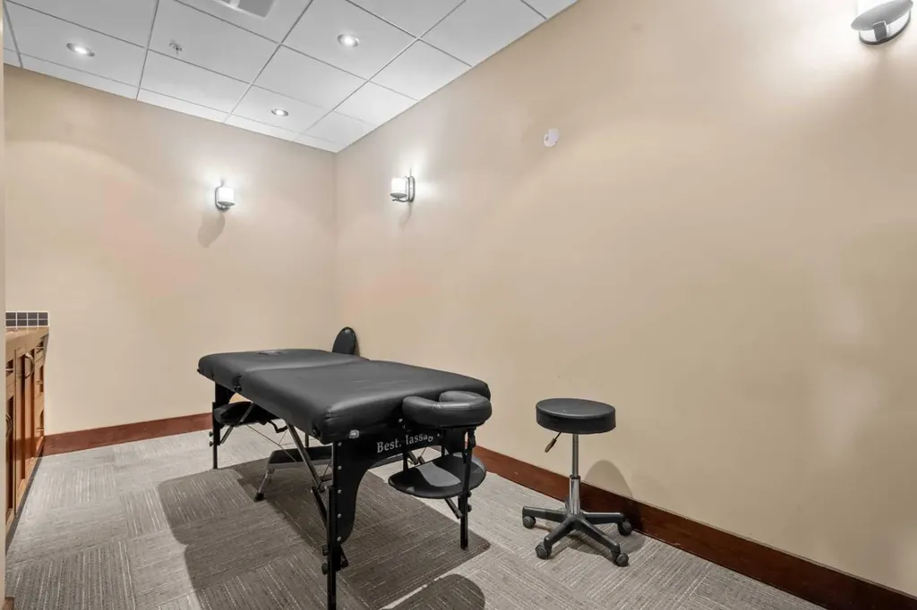 2330 Fish Creek Boulevard SW Calgary AB T2Y0L1