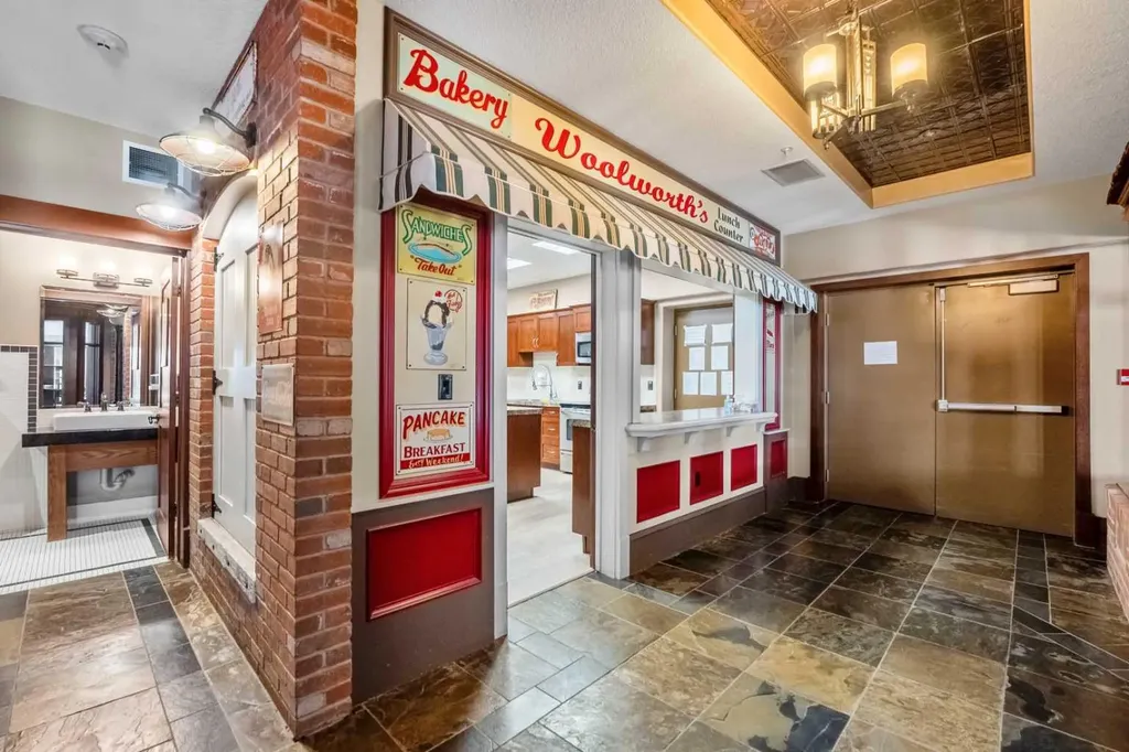 2330 Fish Creek Boulevard SW Calgary AB T2Y0L1