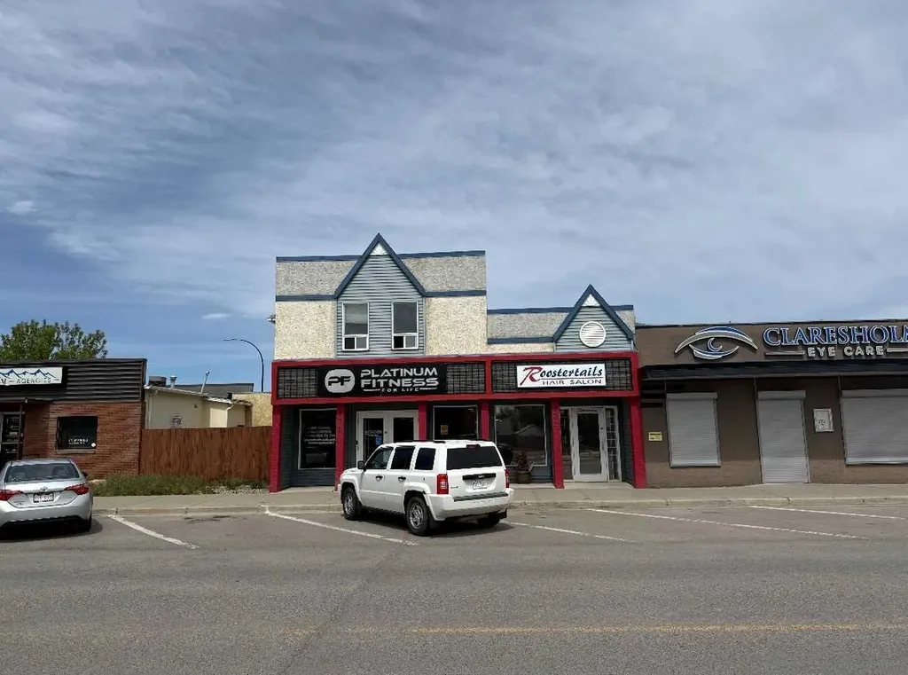 136 49 Avenue W Claresholm AB T0L 0T0