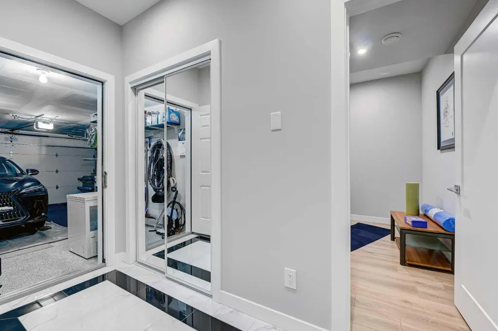 830 78 Street SW Calgary AB T3H 6B2