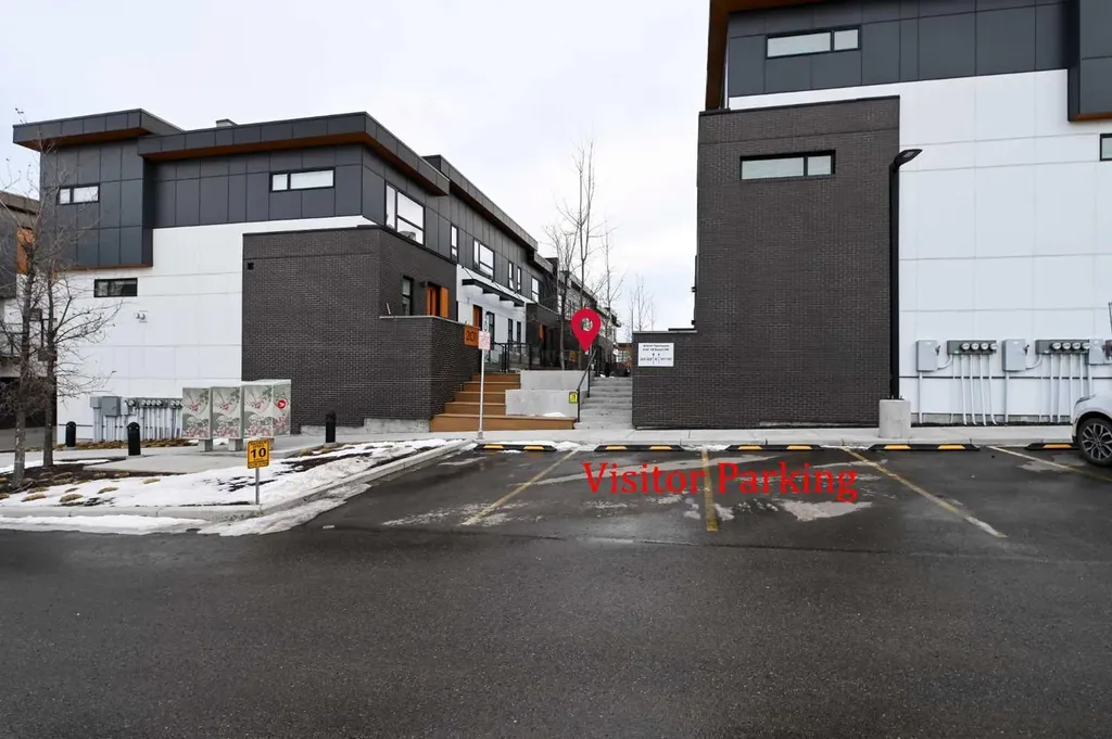 830 78 Street SW Calgary AB T3H 6B2