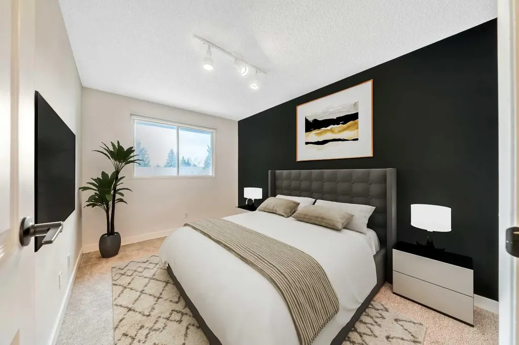 100 Woodfield Green SW Calgary AB T2W 3T9