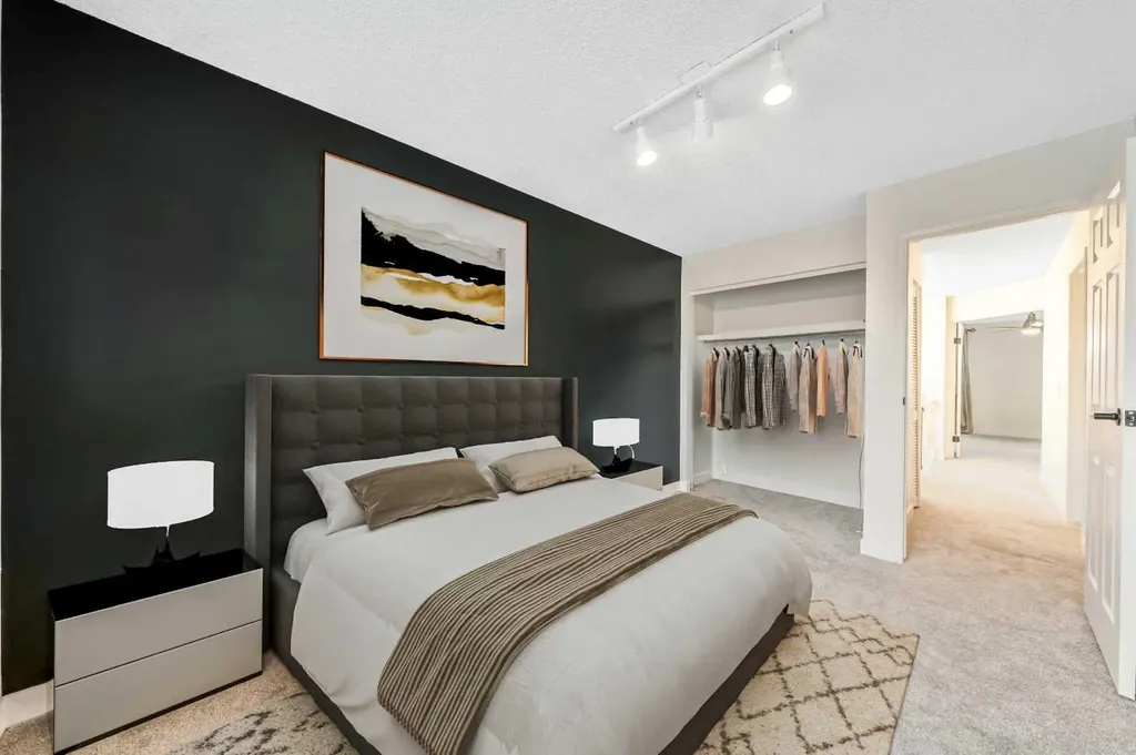 100 Woodfield Green SW Calgary AB T2W 3T9